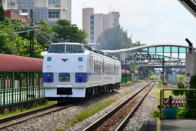 【タイ】キハ183系3両がタイの東本線で試運転を不明で撮影した写真