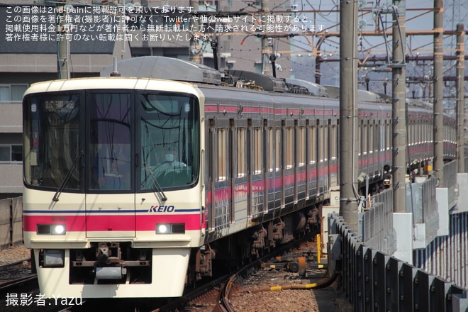 【京王】8000系8703F試運転を京王多摩センター駅で撮影した写真